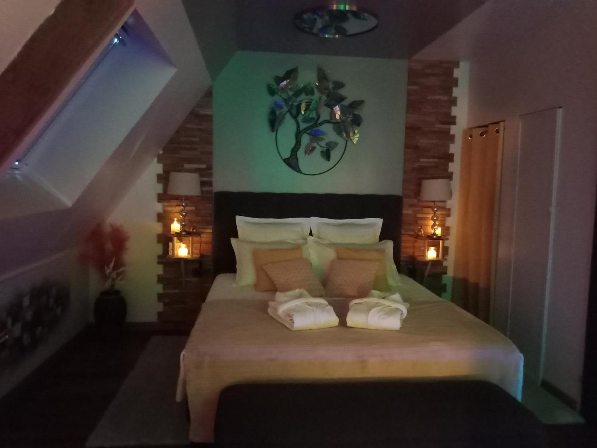فندق La Vraie-Croixفي  Manoir Du Grand Chene الغرفة الصورة