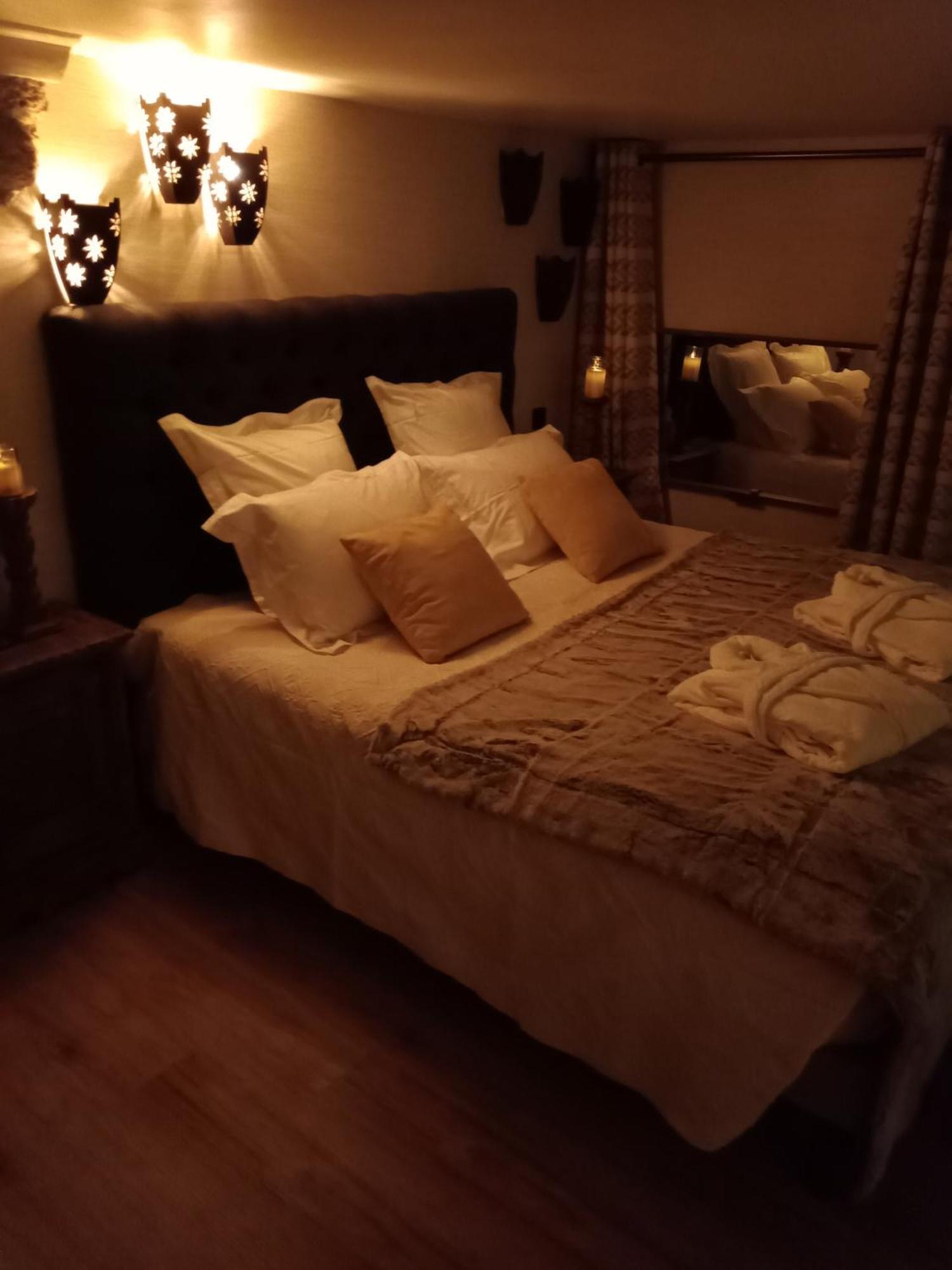 فندق La Vraie-Croixفي  Manoir Du Grand Chene الغرفة الصورة